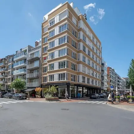 Modern Loft At 300 Meters From The Sea Apartment