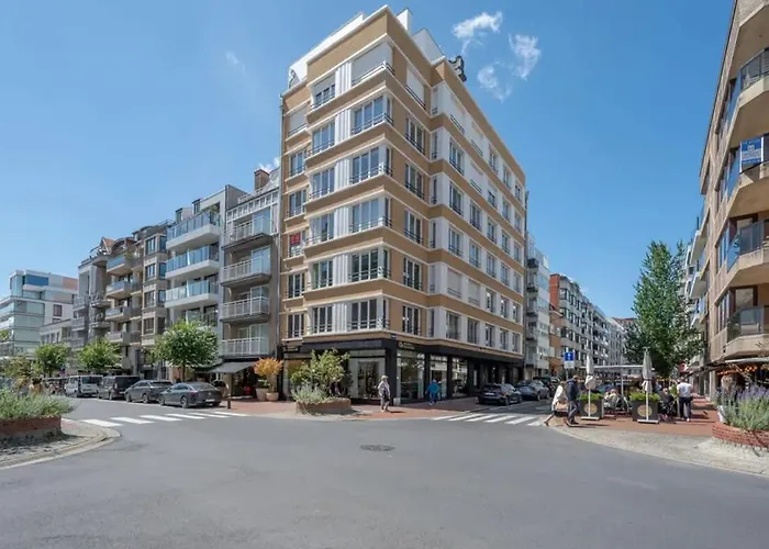 Modern Loft At 300 Meters From The Sea Apartment