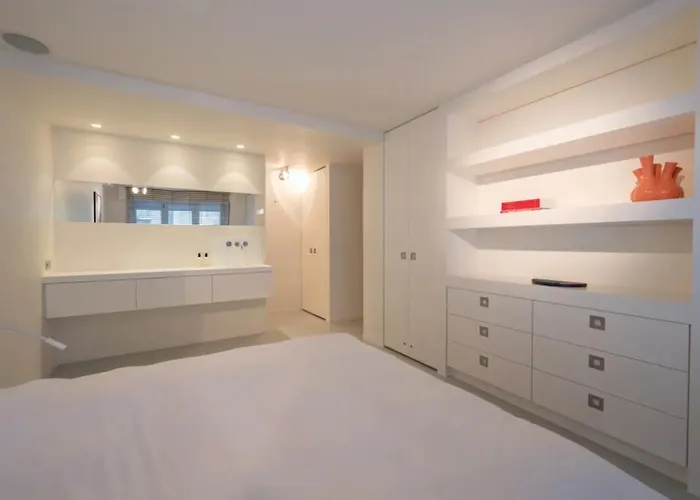 Modern Loft At 300 Meters From The Sea Apartment